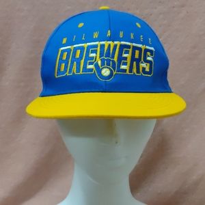 Milwaukee Brewers hat/cap adjustable